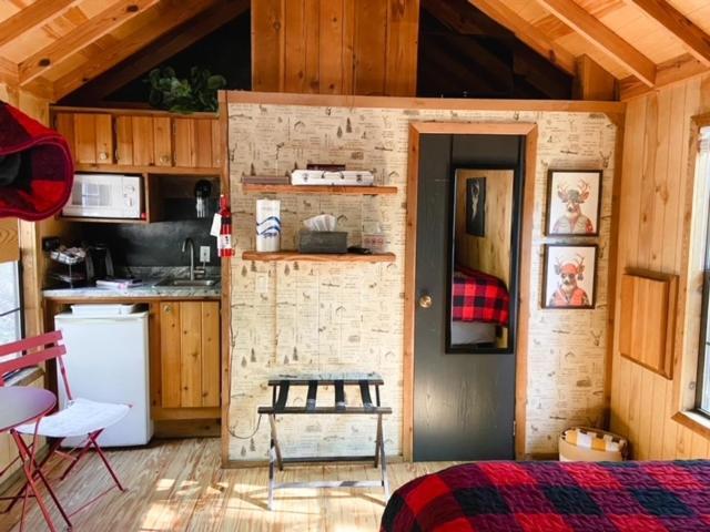 Lodge Lazy Z *