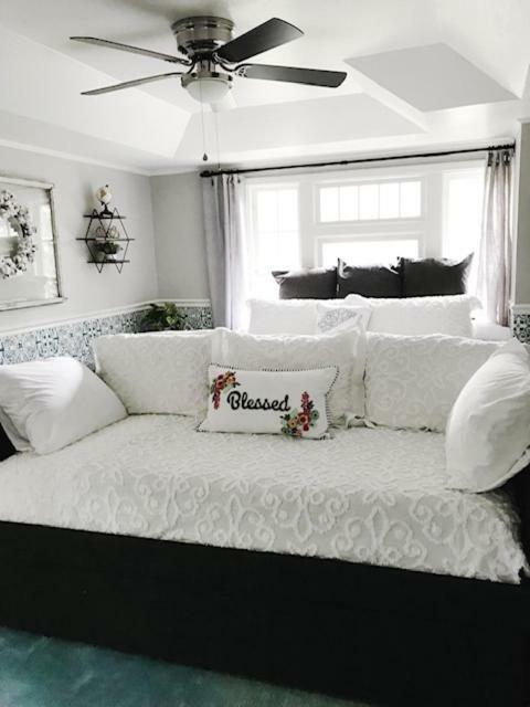 Lazy Z Lodge *